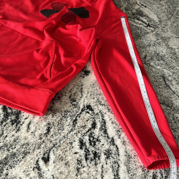 Under Armour sweatshirt, size large, red, hoodie, front pouch, long sleeve - Picture 10 of 10